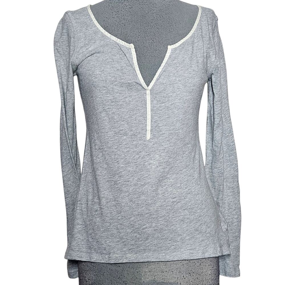 Gap Gray Cotton Tee Size Small